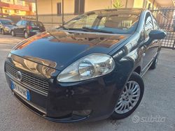 Nero Usata 2010 Fiat Grande Punto Due volumi | 1850 € (Super prezzo)