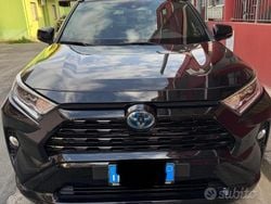 Nero Usata 2021 Toyota RAV4 Edition SUV | 34.500 €