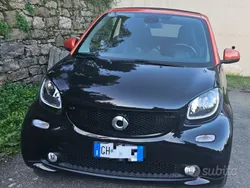Nero Usata 2017 Smart ForTwo Cabrio Prime Cabrio | 16.500 € (Cara)