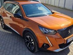 Arancione Usata 2022 Peugeot 2008 Allure SUV | 17.500 € (Buon prezzo)
