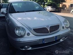 Grigio Usata 2001 Lancia Lybra Tre volumi | 2100 €