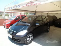 Usata 2009 Mercedes A150 Tre volumi | 2499 € (Ottimo prezzo)