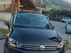 Nero Usata 2019 VW Touran Executive Monovolume | 25.800 € (Cara)