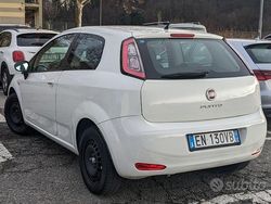 Bianco Usata 2012 Fiat Grande Punto Due volumi | 3250 €
