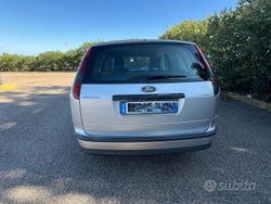 Grigio Usata 2006 Ford Focus Style Station wagon | 1500 € (Molto cara)