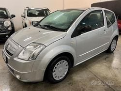 Grigio Usata 2008 Citroën C2 Elegance Due volumi | 2700 € (Buon prezzo)
