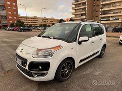 Bianco Usata 2011 Citroën C3 Attraction Tre volumi | 2800 € (Super prezzo)