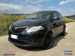 Nero Usata 2021 Lancia Ypsilon S Due volumi | 9500 € (Buon prezzo)