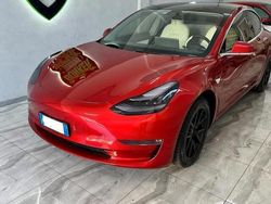 Rosso Usata 2020 Tesla Model 3 Long Range AWD Tre volumi | 28.500 € (Cara)