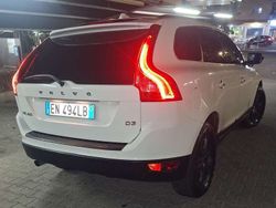 Bianco Usata 2013 Volvo XC60 Kinetic SUV | 12.500 € (Molto cara)