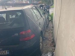 Usata 2000 VW Golf IV Highline Tre volumi | 900 € (Super prezzo)