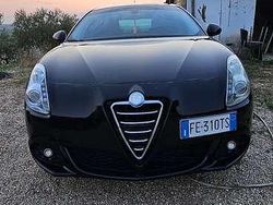 Usata 2010 Alfa Romeo Giulietta Progression Due volumi | 3500 € (Buon prezzo)