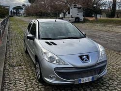 Argento Usata 2011 Peugeot 206 Tre volumi | 4950 € (Cara)