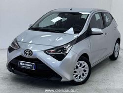 Argento Usata 2021 Toyota Aygo Connect Style Due volumi | 10.900 € (Buon prezzo)