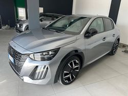 Grigio Usata 2024 Peugeot 208 GT Due volumi | 17.999 € (Molto cara)