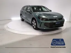 Verde Usata 2024 VW Passat Business Station wagon | 35.950 € (Buon prezzo)
