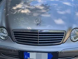 Usata 2004 Mercedes C220 Avantgarde Tre volumi | 2700 € (Buon prezzo)