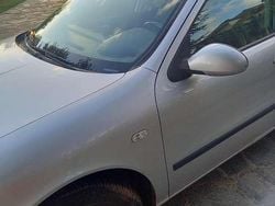 Grigio Usata 2002 Seat Toledo Tre volumi | 700 €