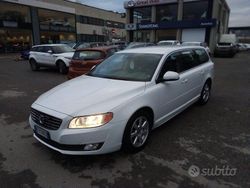 Bianco Usata 2015 Volvo V70 Business Edition Station wagon | 9900 €