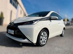 Bianco Usata 2016 Toyota Aygo X-pure Due volumi | 7400 € (Buon prezzo)