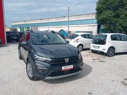 Nero Usata 2021 Dacia Sandero Stepway Due volumi | 13.000 € (Buon prezzo)