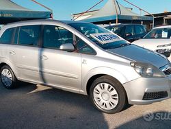Grigio Usata 2008 Opel Zafira Monovolume | 2899 € (Cara)
