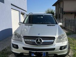 Usata 2006 Mercedes ML320 SUV | 5300 € (Buon prezzo)