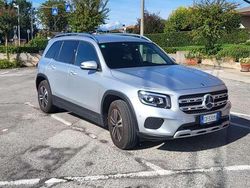 Grigio Usata 2020 Mercedes GLB180 SUV | 21.900 € (Molto cara)