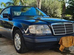 Blu Usata 1995 Mercedes E200 Cabrio | 12.000 €