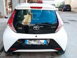 Bianco Usata 2017 Toyota Aygo Due volumi | 8000 € (Buon prezzo)