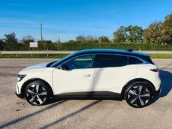 Usata 2022 Renault Mégane | 25.900 € (Buon prezzo)