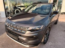 Grigio Usata 2022 Jeep Compass SUV | 24.400 € (Buon prezzo)