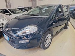 Blu Usata 2016 Fiat Punto Lounge Tre volumi | 5500 € (Buon prezzo)
