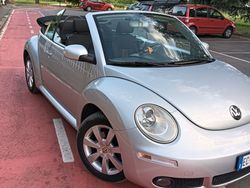 Grigio Usata 2009 VW Beetle Cabrio | 6500 € (Buon prezzo)