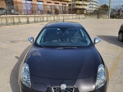 Nero Usata 2017 Alfa Romeo Giulietta Super Due volumi | 9500 € (Buon prezzo)