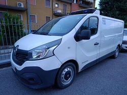 Bianco Usata 2017 Renault Trafic Monovolume | 9900 € (Buon prezzo)