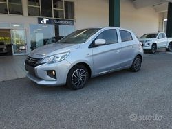 Bianco Nuova 2025 Mitsubishi Space Star Invite Tre volumi | 13.600 € (Buon prezzo)