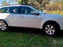 Bianco Usata 2011 Subaru Outback SUV | 6000 € (Cara)