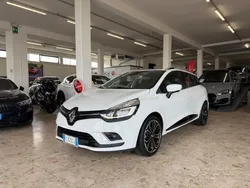 Bianco Usata 2016 Renault Clio GrandTour Intens Station wagon | 9999 € (Cara)