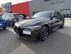 Nero vulcano met Usata 2022 Alfa Romeo Giulia Veloce Tre volumi | 38.500 € (Molto cara)