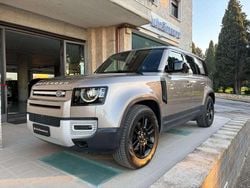 Marrone Usata 2023 Land Rover Defender SE SUV | 66.900 € (Ottimo prezzo)