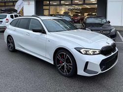 Bianco perlato Usata 2022 BMW 320 M Sport Station wagon | 37.000 € (Buon prezzo)