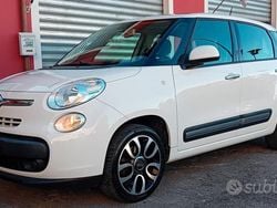 Bianco Usata 2012 Fiat 500L Lounge Monovolume | 7500 € (Buon prezzo)