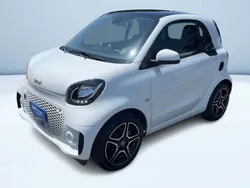 Bianco pastello Usata 2023 Smart ForTwo Electric Drive Pulse Tre volumi | 14.900 € (Ottimo prezzo)