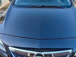 Nero Usata 2011 Opel Astra Tre volumi | 5800 €