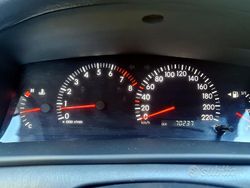 Grigio Usata 2005 Toyota Corolla Tre volumi | 3200 € (Buon prezzo)