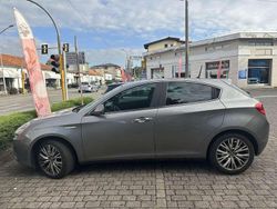 Argento Usata 2014 Alfa Romeo Giulietta Distinctive Due volumi | 6500 € (Buon prezzo)