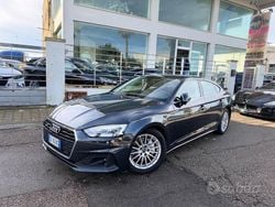 Grigio Usata 2021 Audi A5 Comfort Tre volumi | 29.899 € (Buon prezzo)