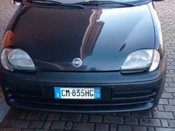 Nero Usata 2004 Fiat 600 Due volumi | 3500 € (Molto cara)