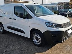Bianco Usata 2020 Peugeot Partner Premium Monovolume | 12.000 €